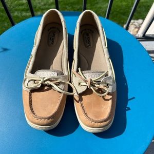 Sperry anglefish women’s boat shoes